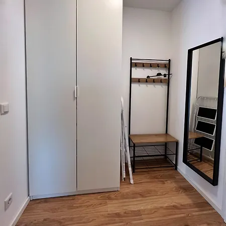 Jaartn Aparthotel Schoenefeld