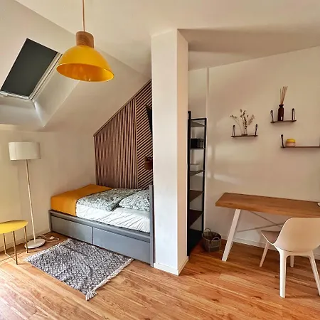 Jaartn Aparthotel Schoenefeld