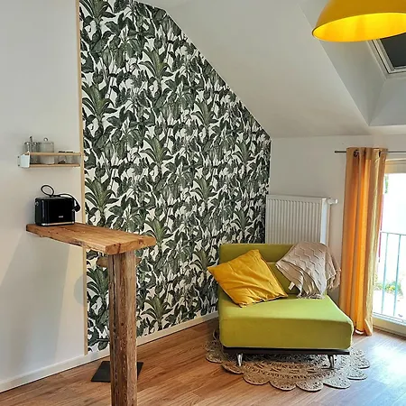 Aparthotel Jaartn - Boardinghouse & Schoenefeld